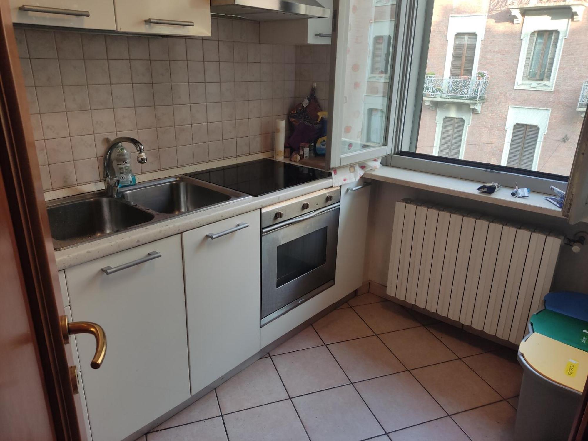Apartment Near Metro Turin Ngoại thất bức ảnh