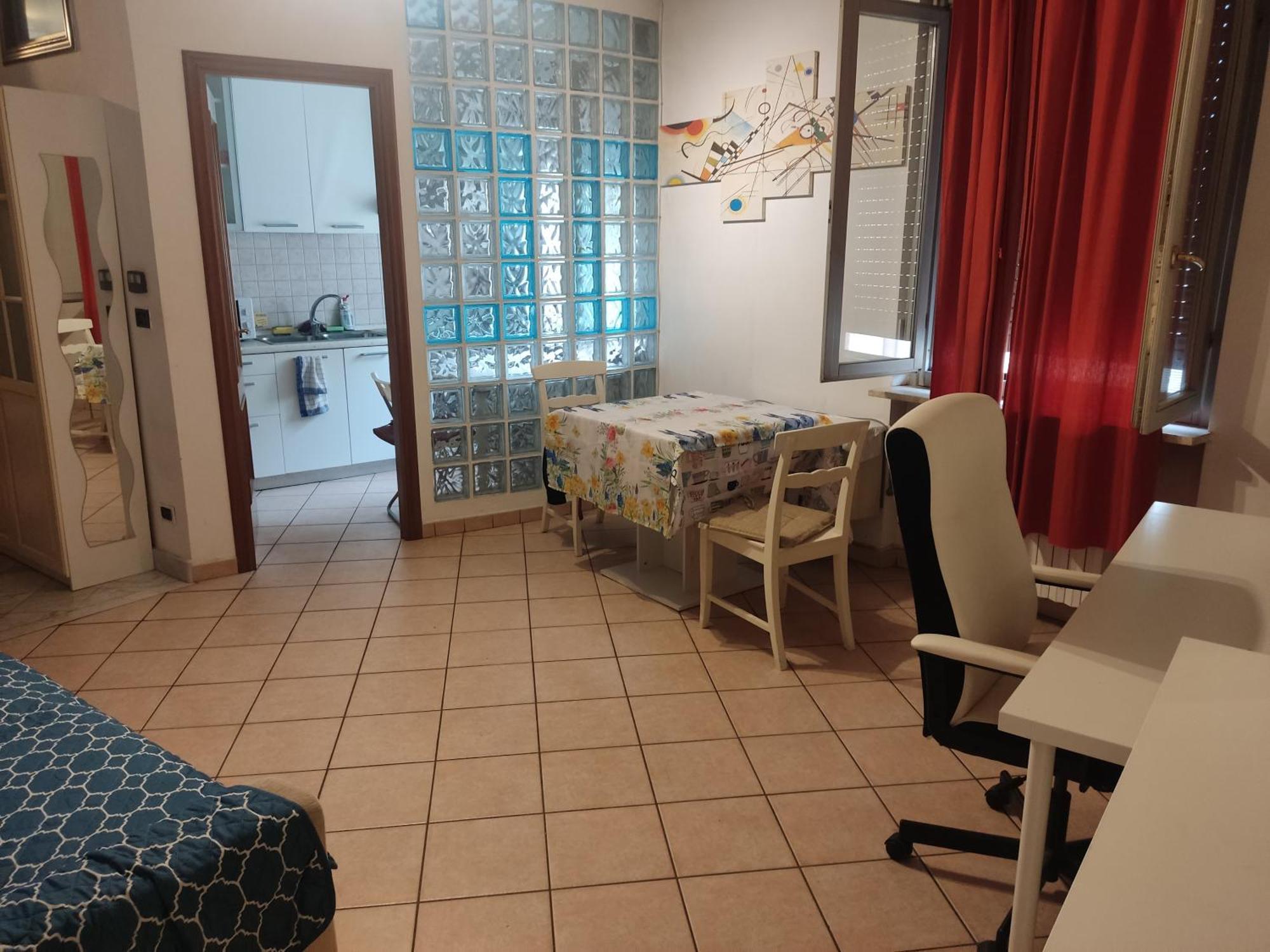 Apartment Near Metro Turin Ngoại thất bức ảnh